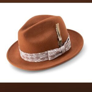 MEN'S MONTIQUE COGNAC WOOL FELT HAT WITH ABSTRACT CHECKERED HAT BAND. H2357.